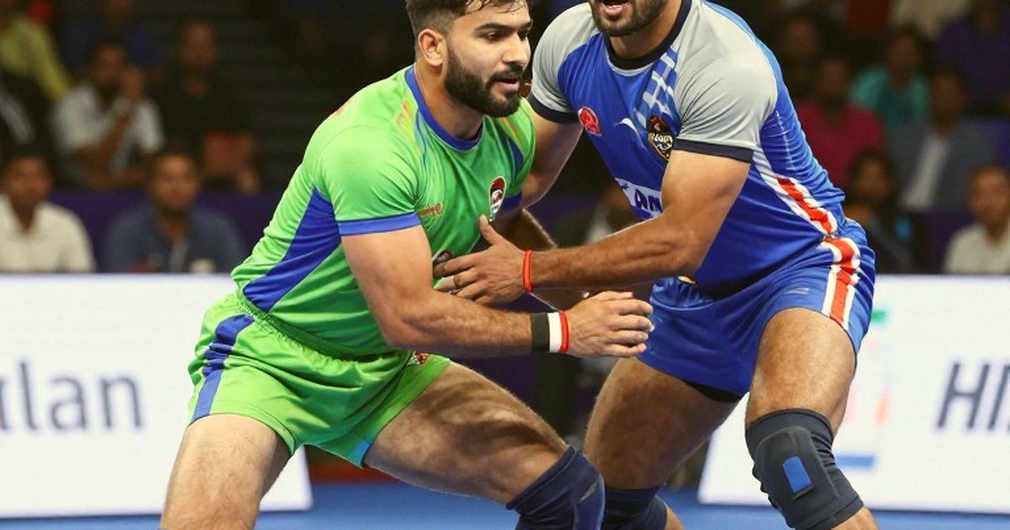 পাওয়ান সেহরাওয়াত শুরুর সাতজন থেকে বাদ — ভারত-ইরান ফাইনালের আলোচনায় যে প্রশ্নটি কেউ করছে না